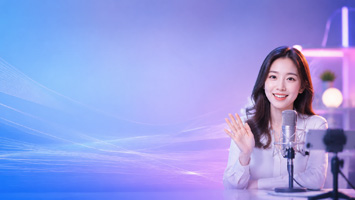 现代直播间的微笑主播